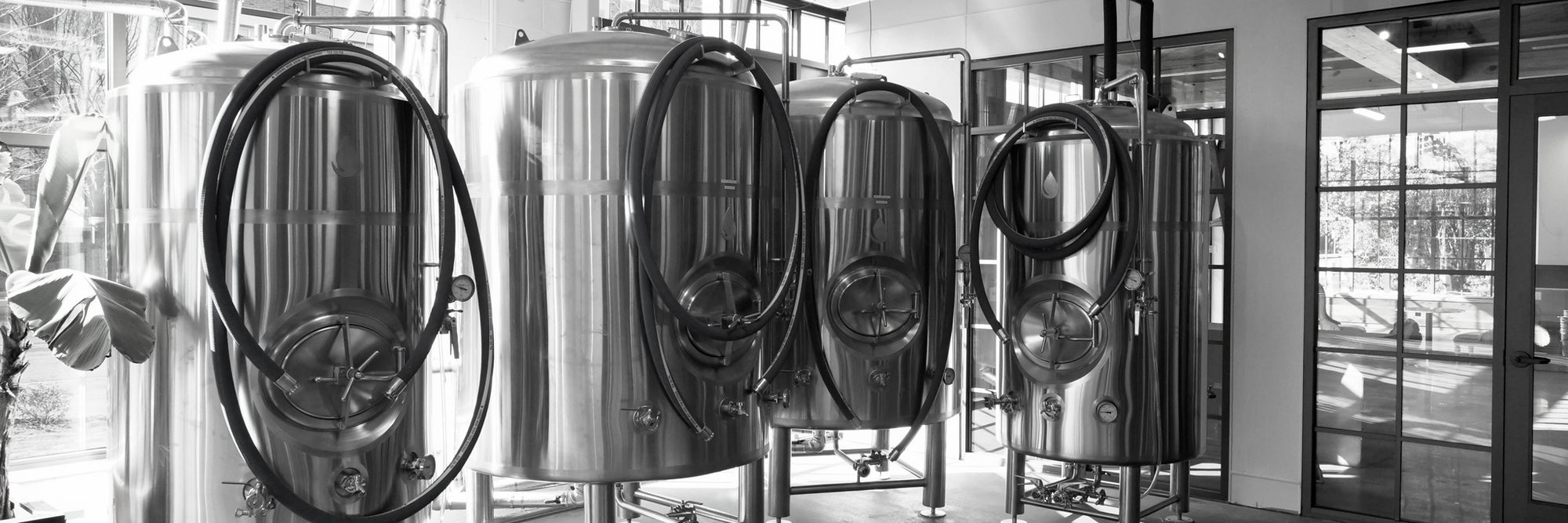 Elevate your brewing or distilling setup with versatile brewers hose options from Deutsche Beverage Parts. Explore various lengths and ratings tailored for sanitary applications including brewing, food transfer, and distilling."